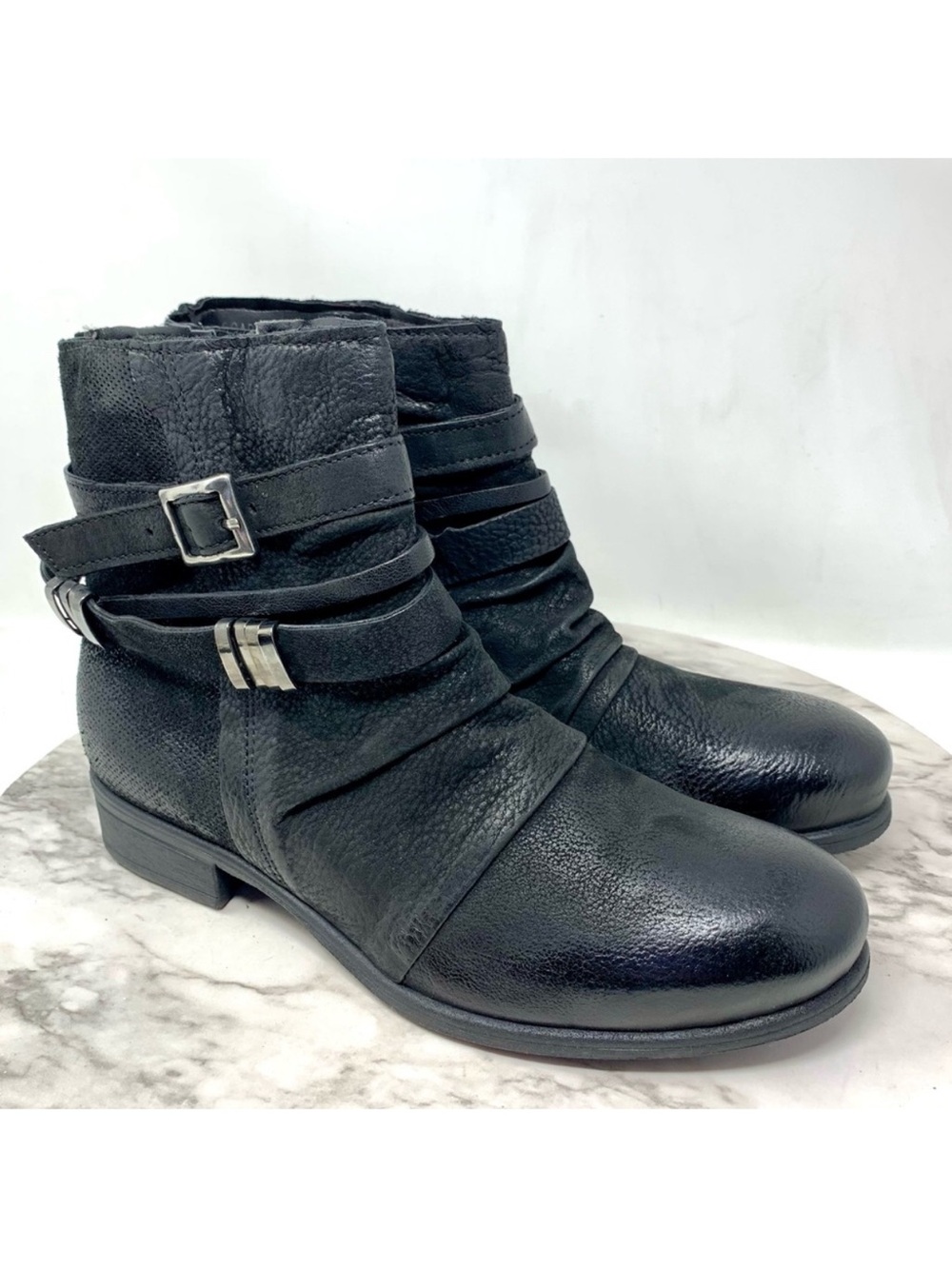 NWOT Miz Mooz Scarborough Buckle Black Leather Moto Boots 39 Edgy Alt Classic
